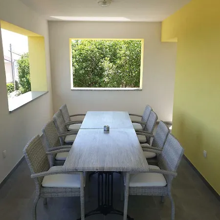 Apartment Jana Salatić