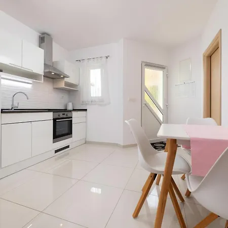 Jana * Salatić