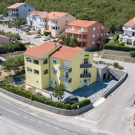 Jana Apartament *